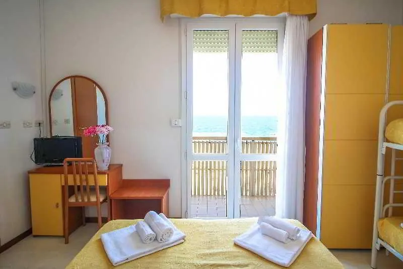 Hotel Carnaby Rimini 3*,